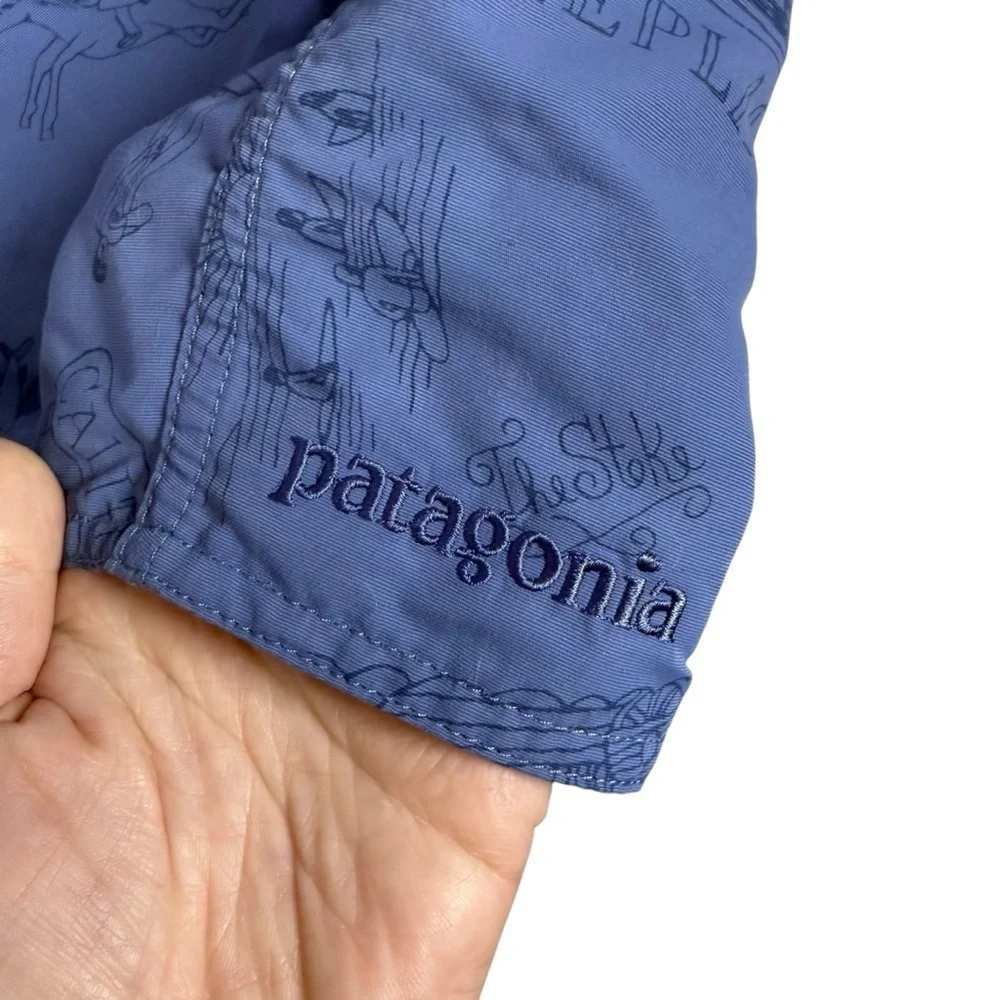 Patagonia Men’s Wavefarer 19in Boardshort in Blue California Print Size 36